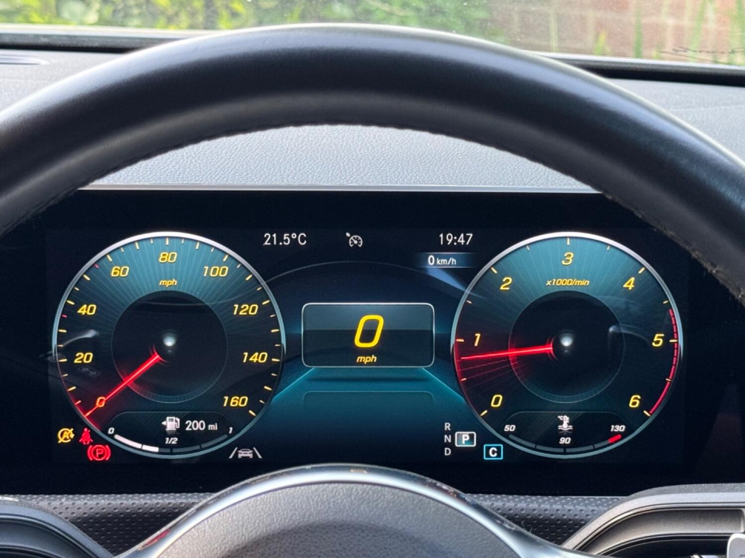 Mercedes Benz CLA