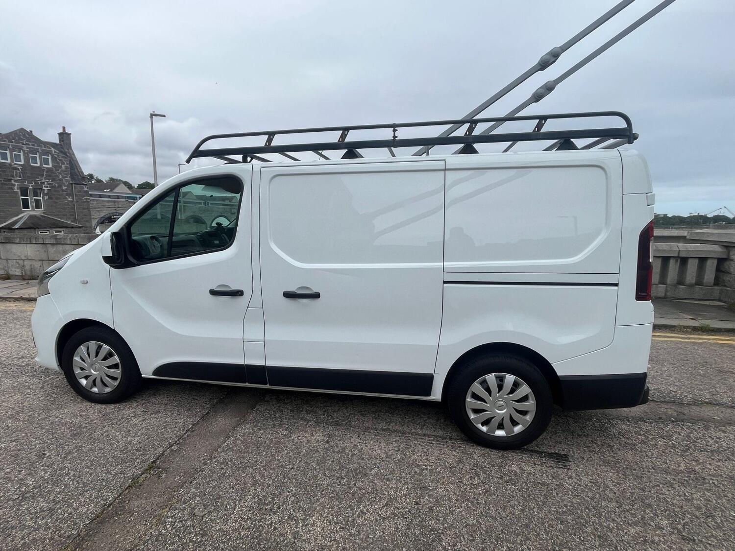 Nissan NV300