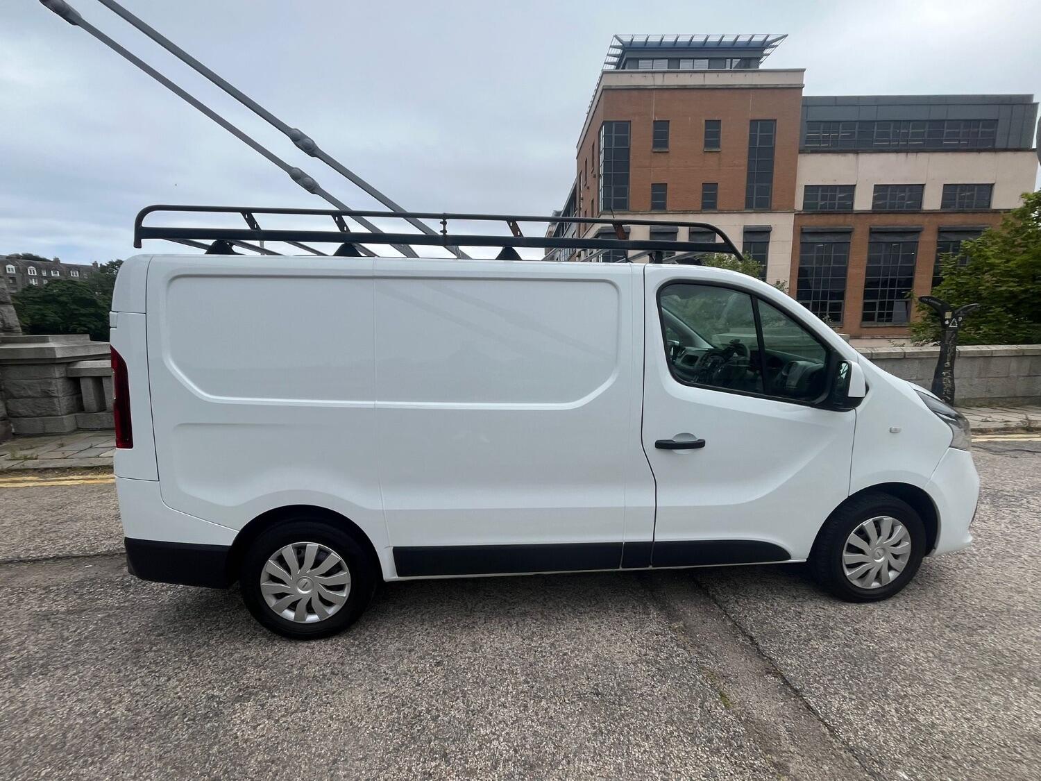 Nissan NV300