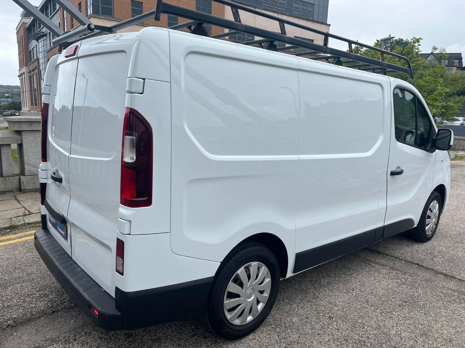 Nissan NV300