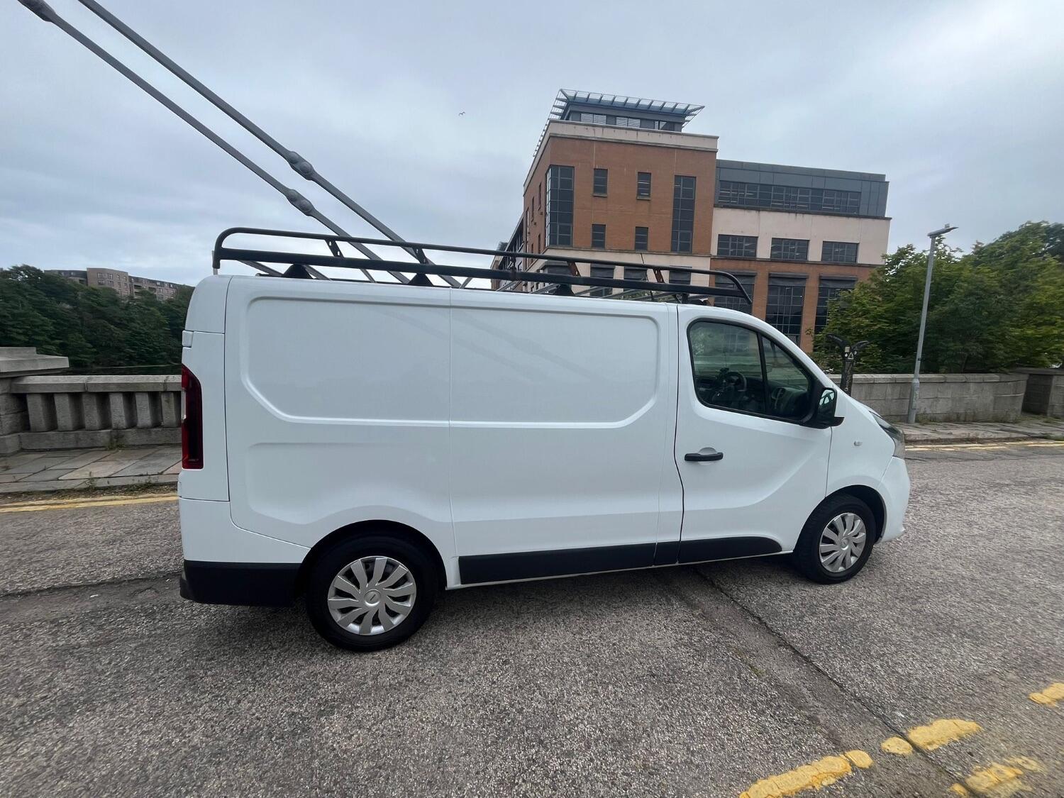 Nissan NV300