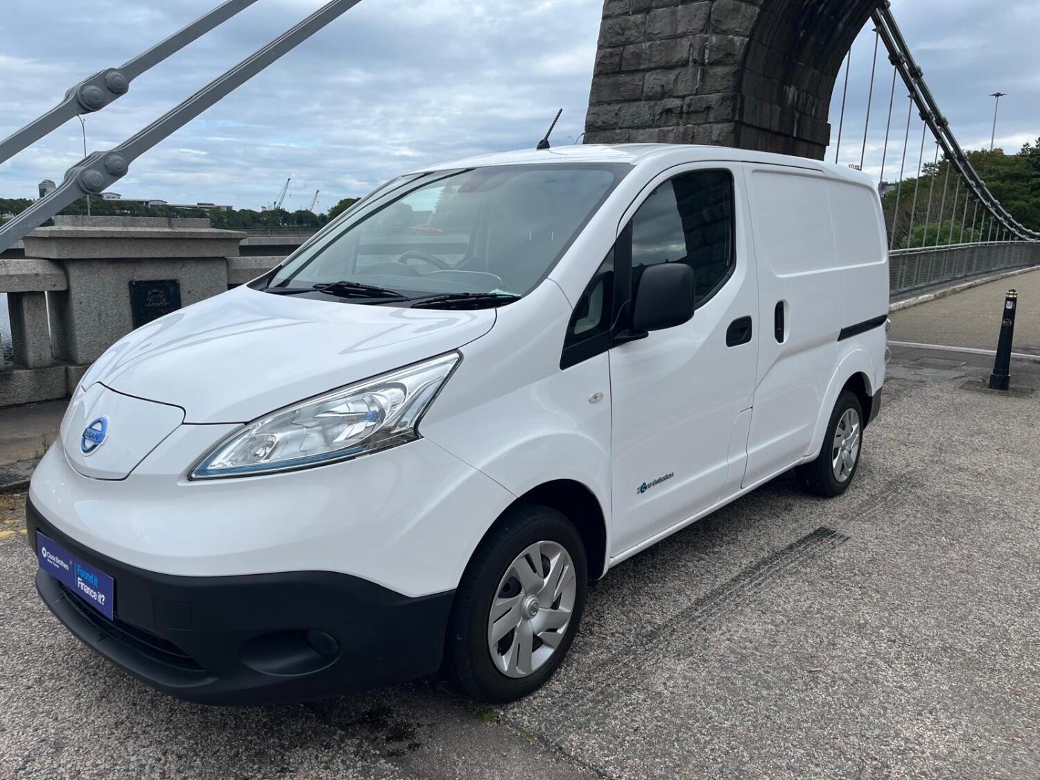 Nissan eNV200