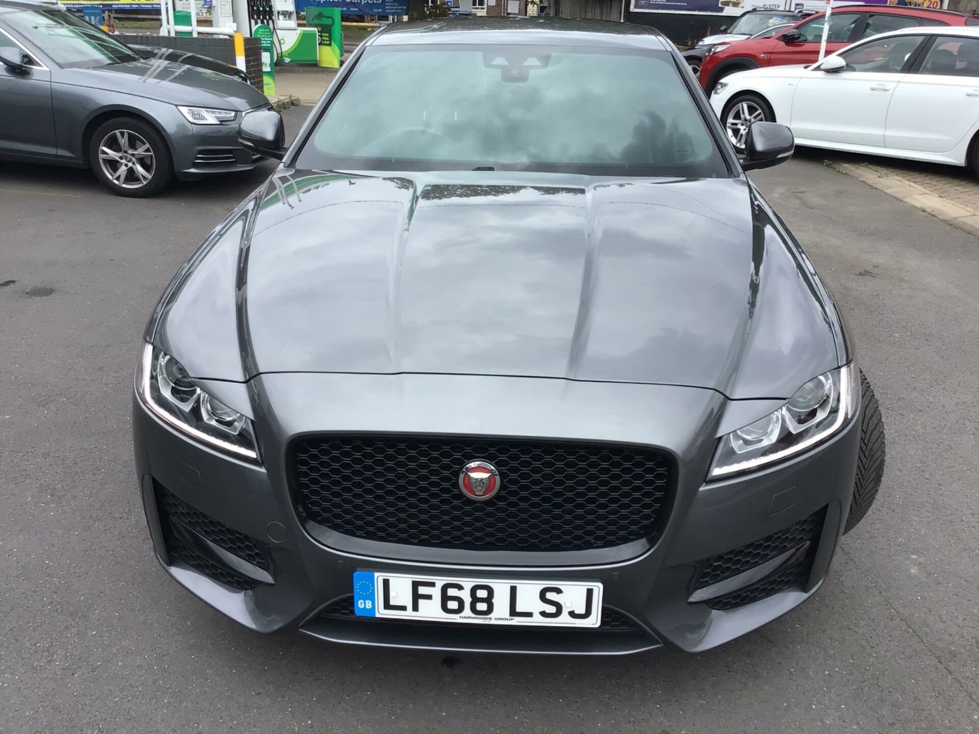 Jaguar XF