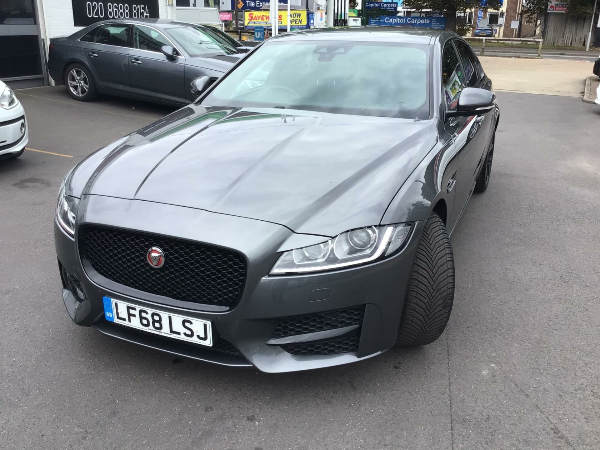 Jaguar XF