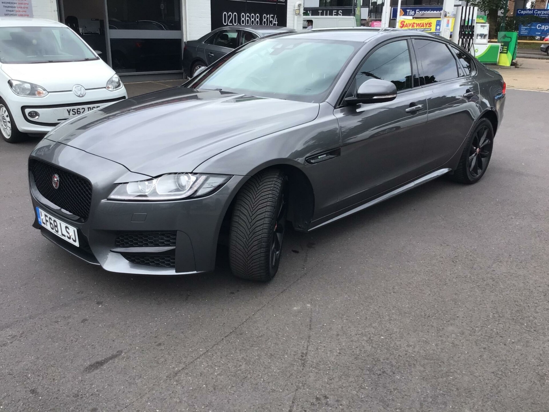 Jaguar XF