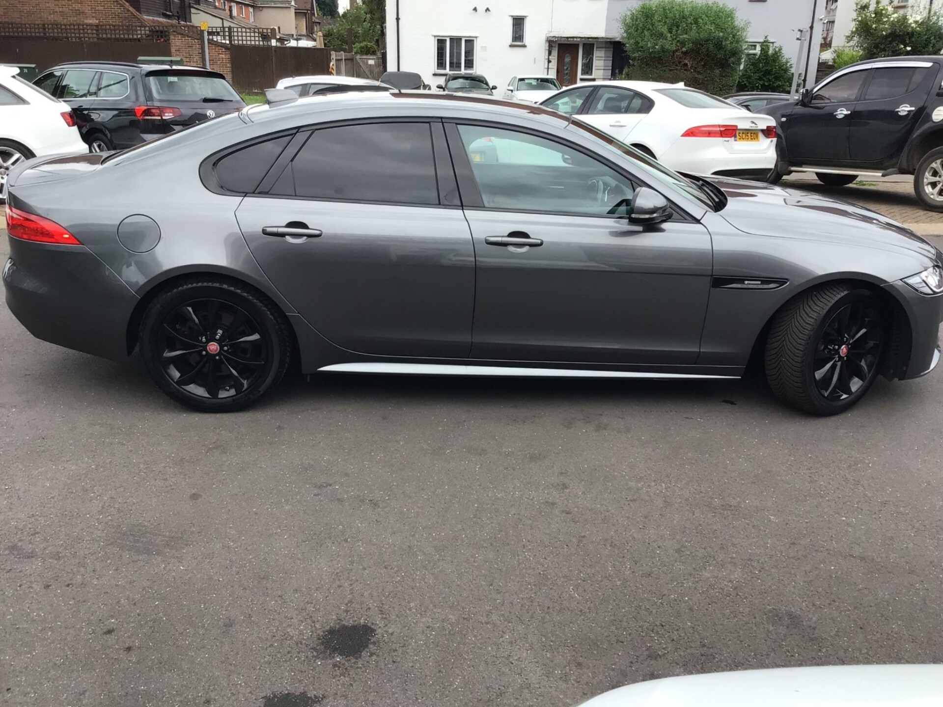 Jaguar XF