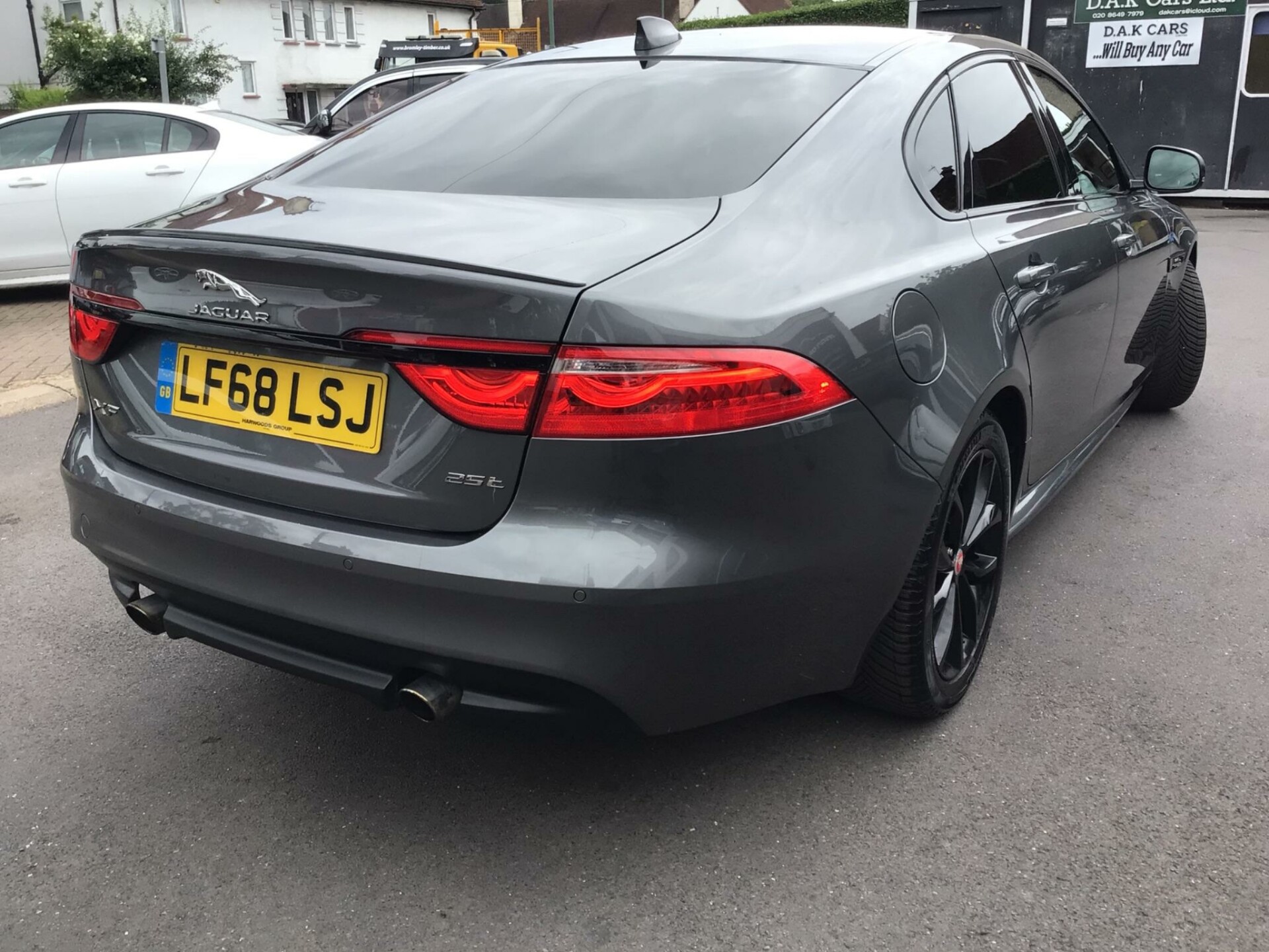 Jaguar XF
