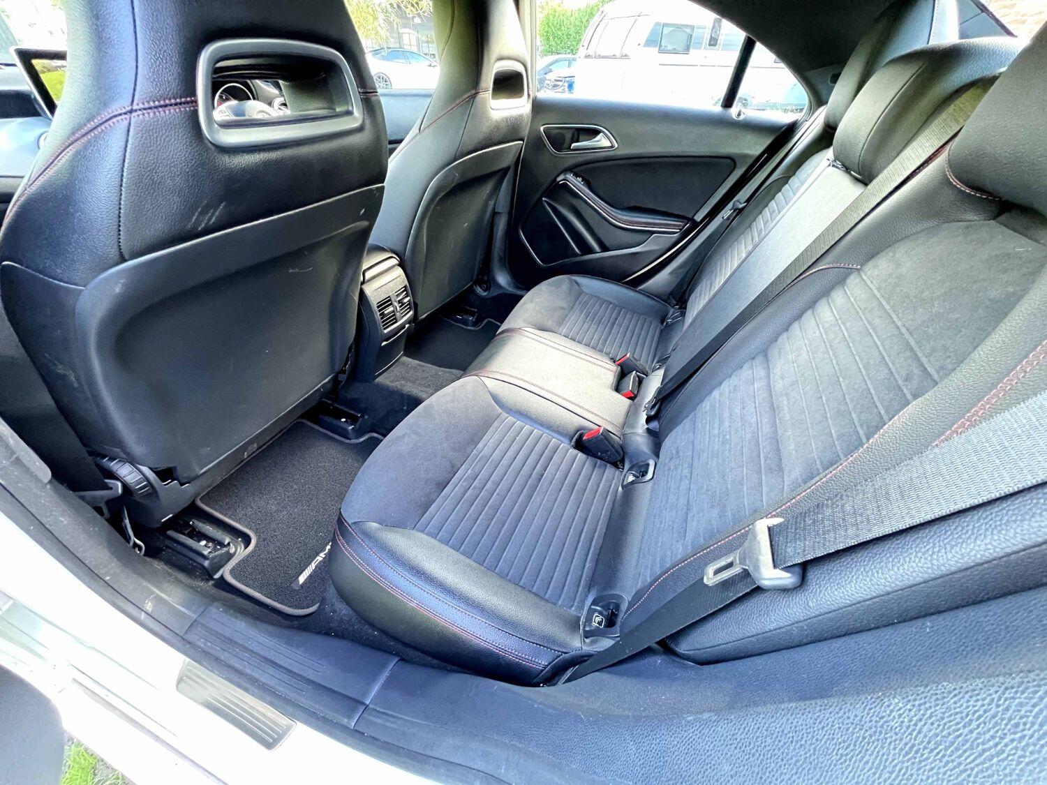 Mercedes Benz CLA