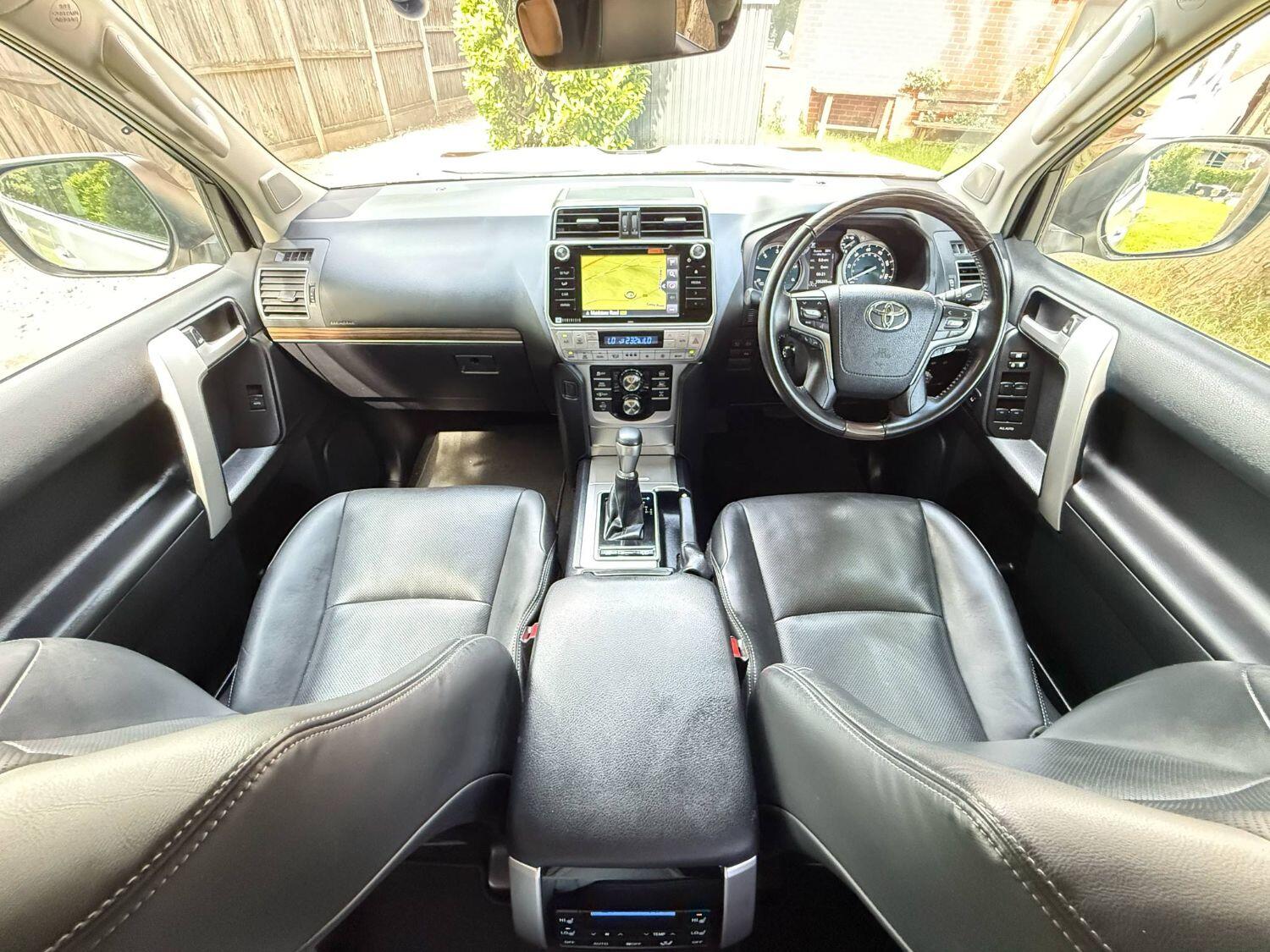Toyota Land Cruiser