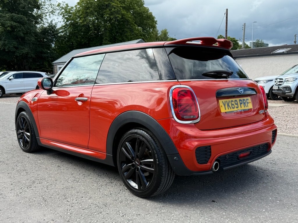MINI Hatch