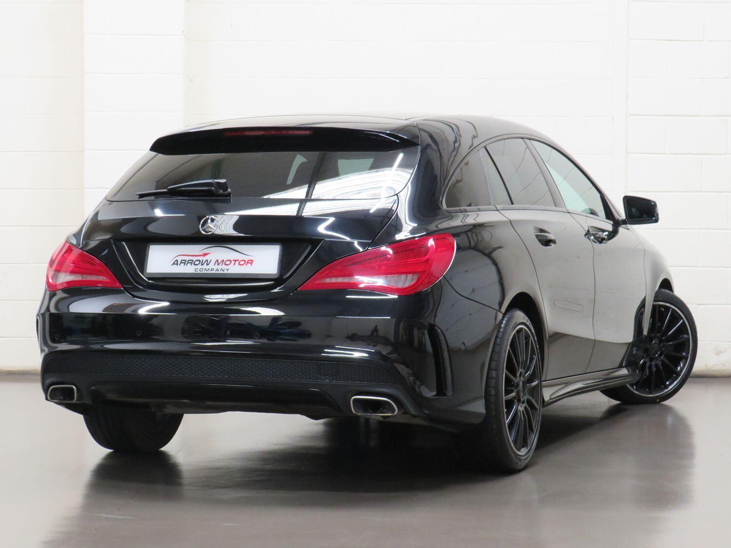 Mercedes Benz CLA
