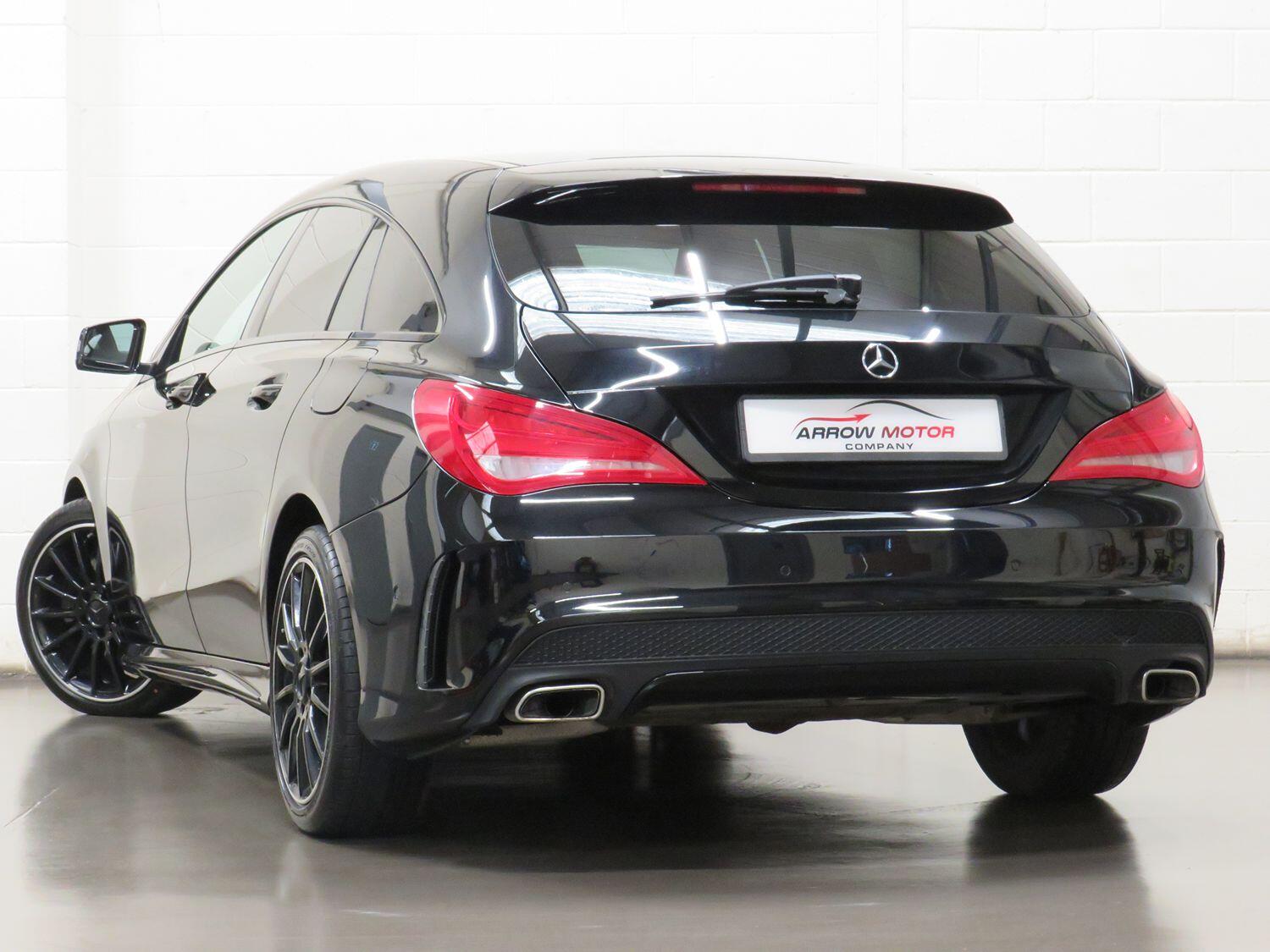 Mercedes Benz CLA