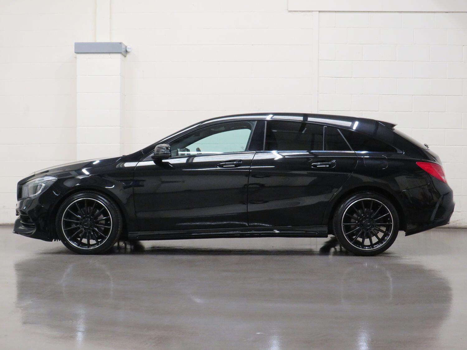 Mercedes Benz CLA