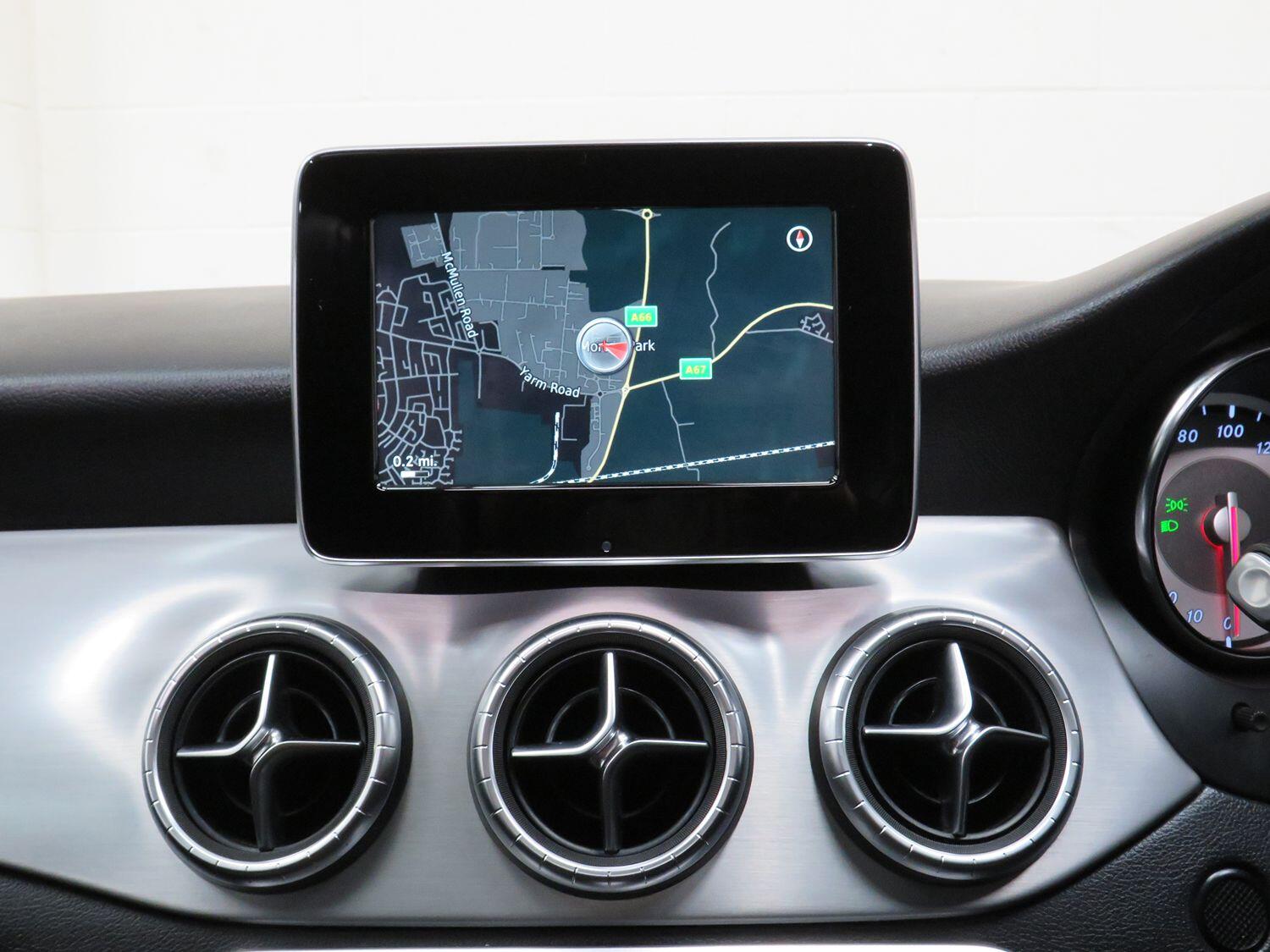 Mercedes Benz CLA