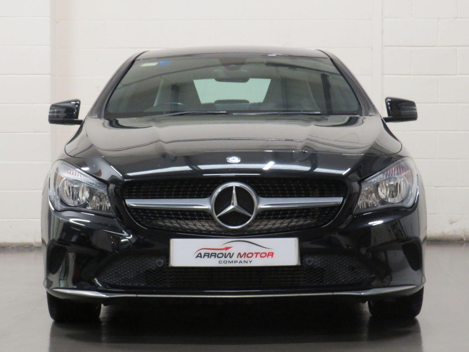 Mercedes Benz CLA