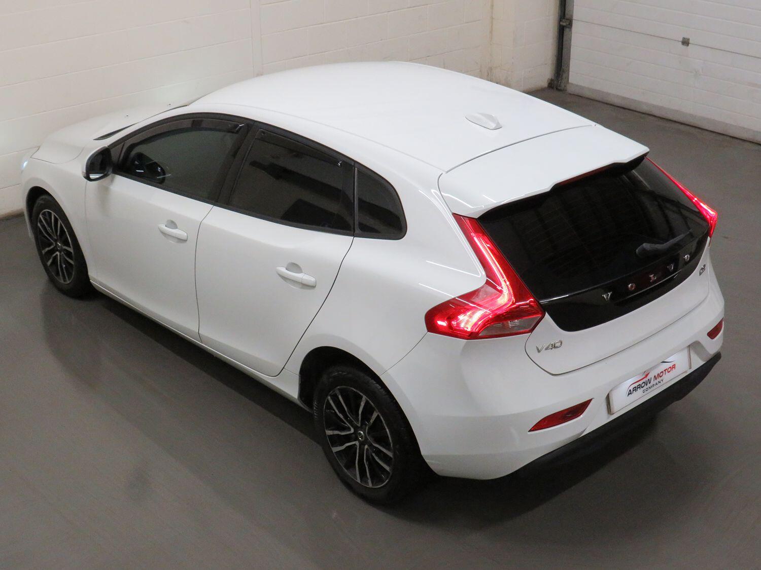Volvo V40