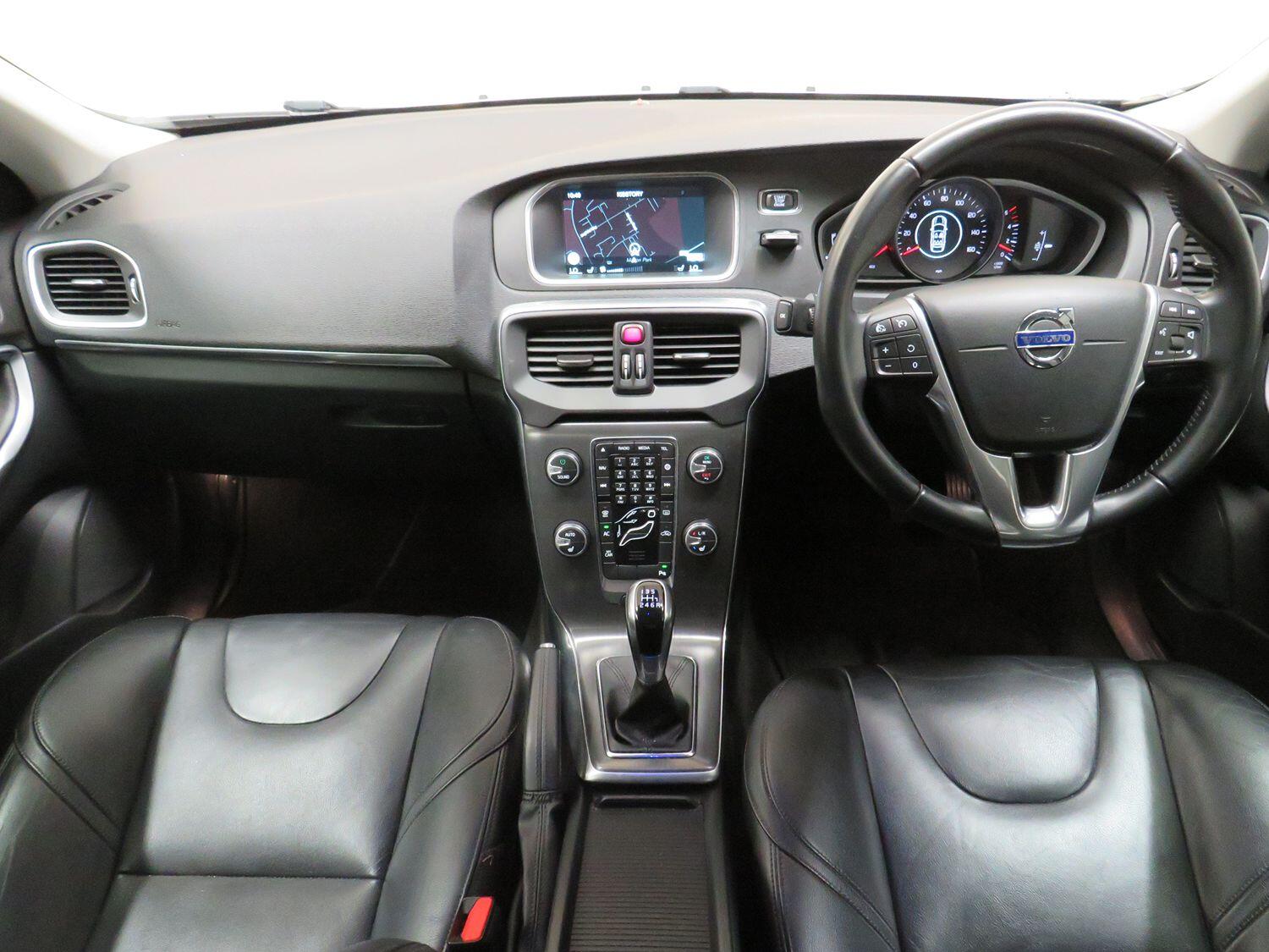 Volvo V40