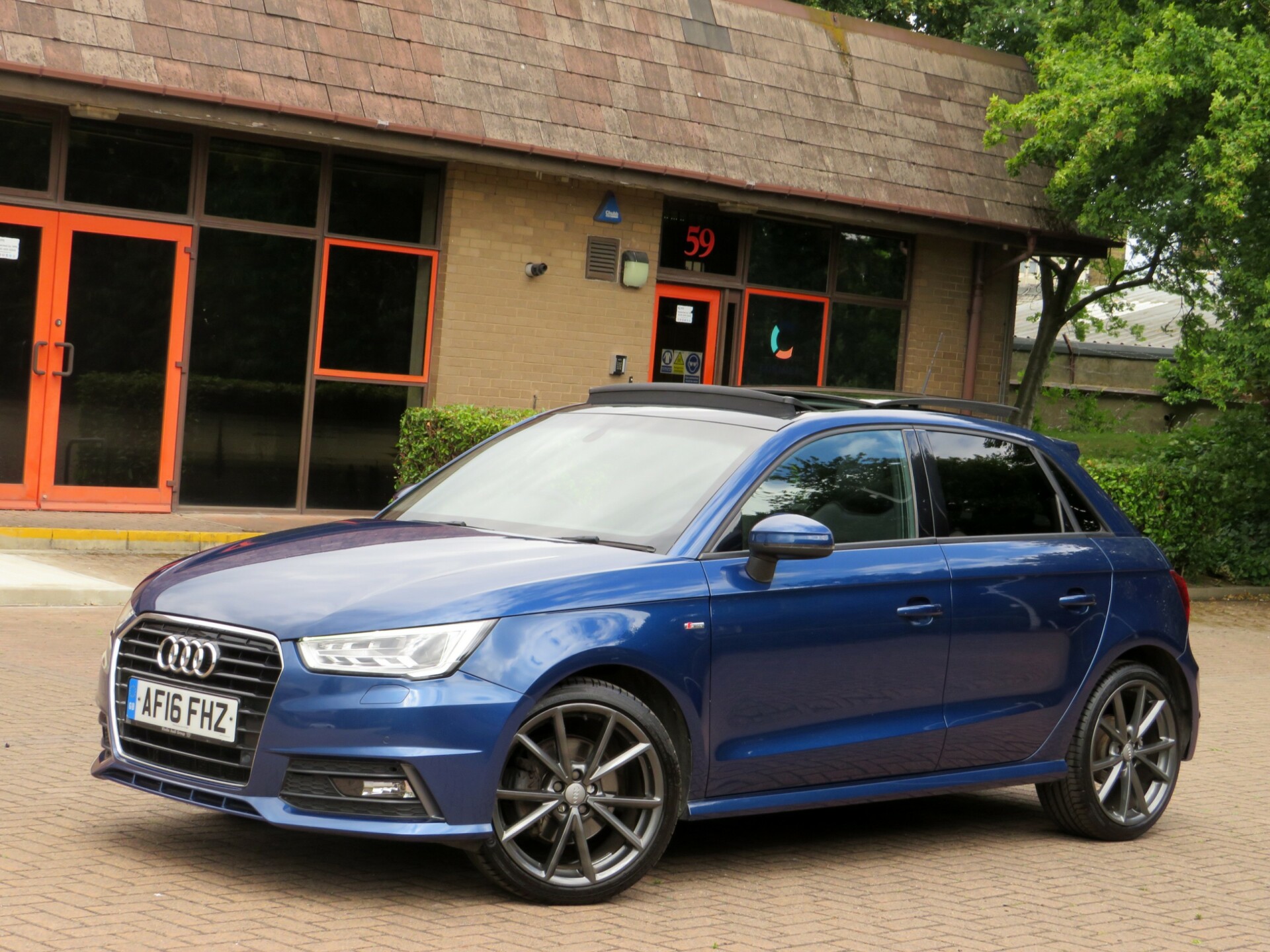 Audi A1
