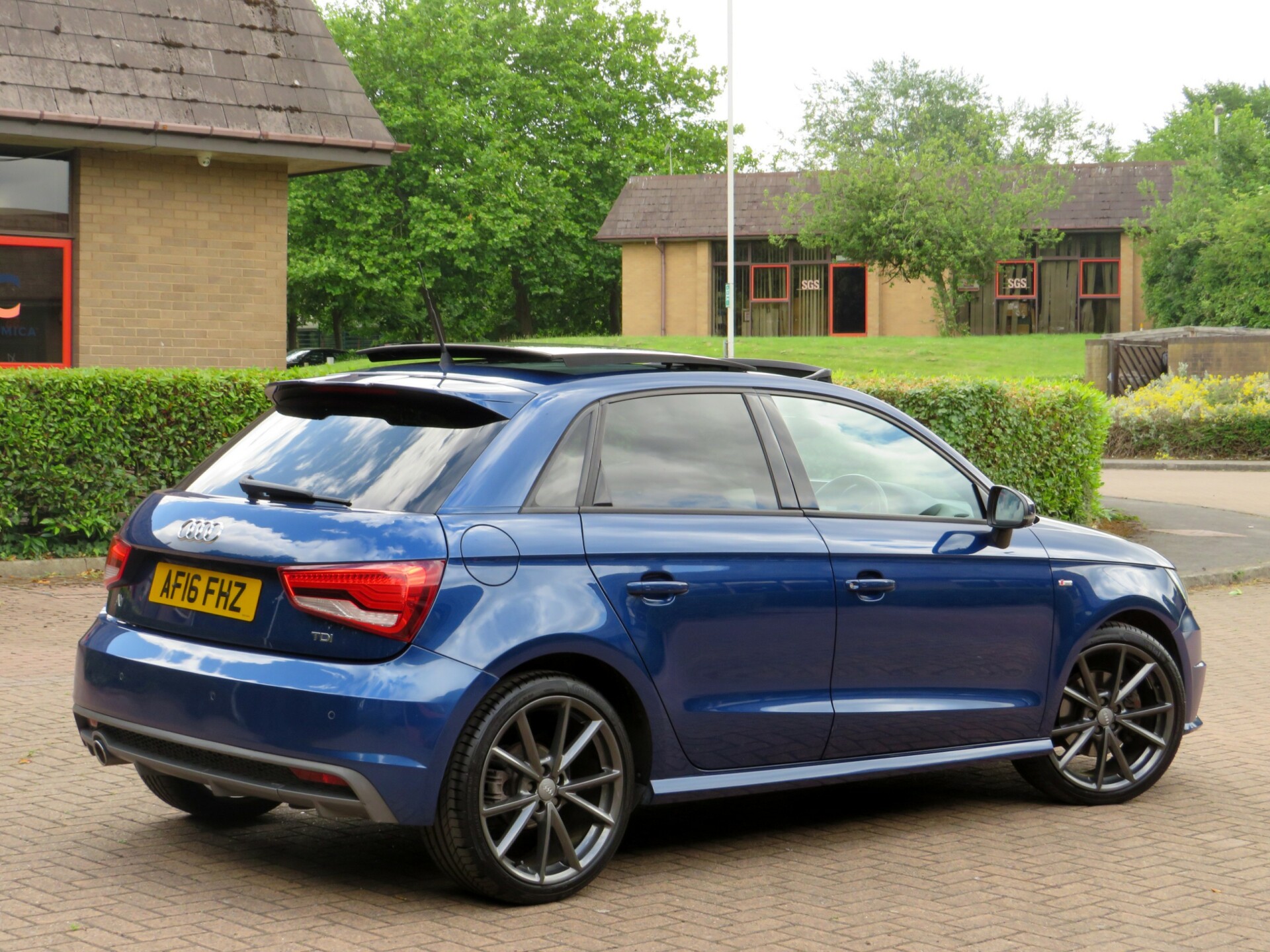 Audi A1