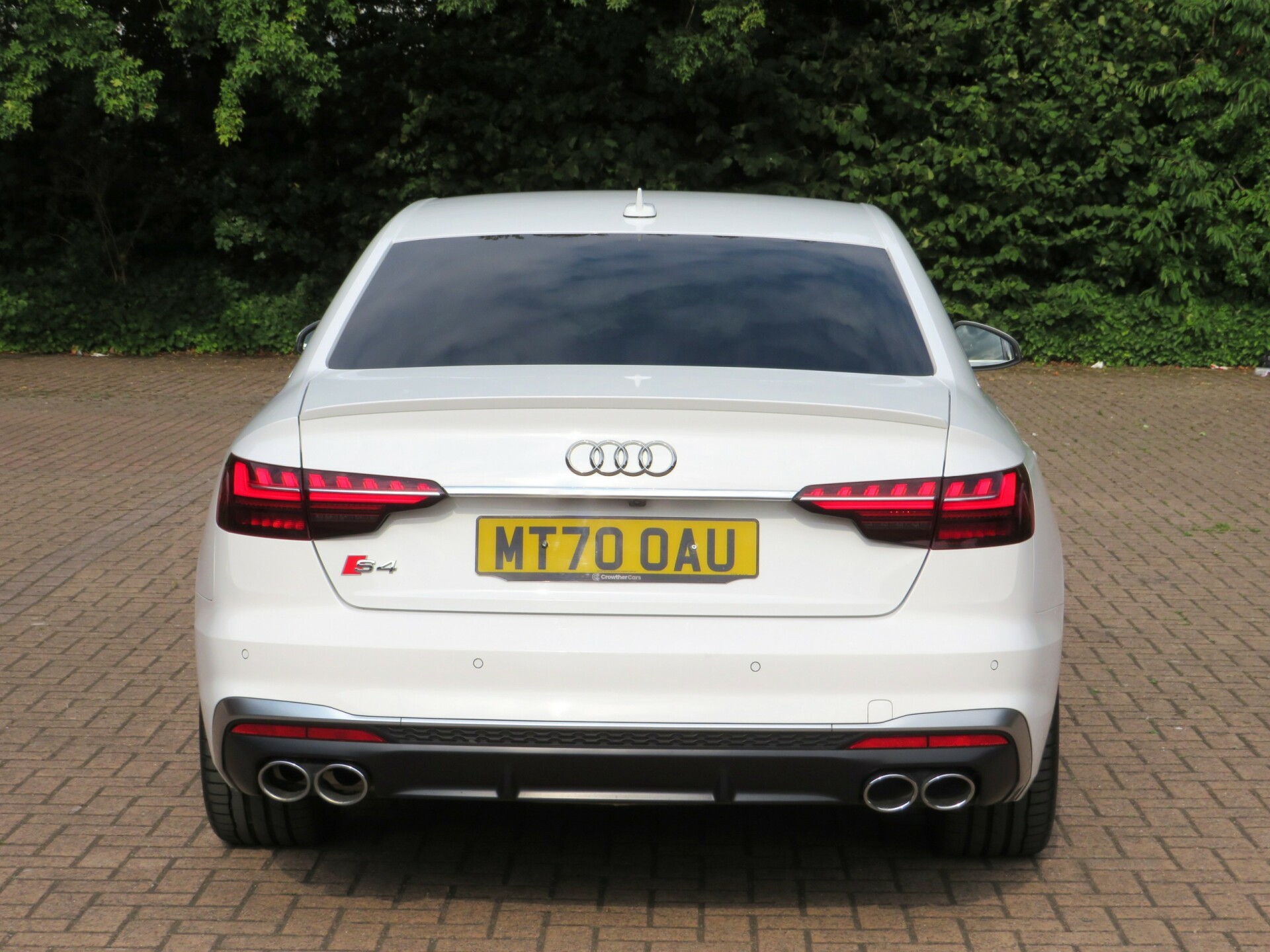 Audi S4