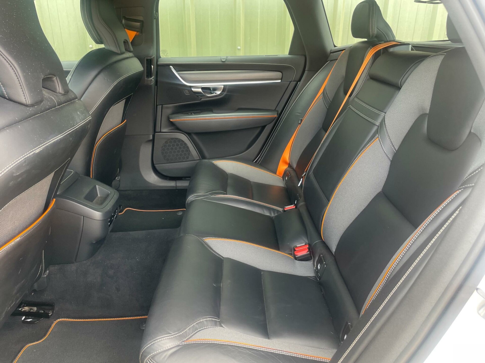Volvo V90