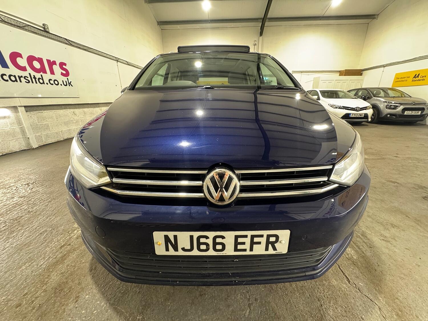 Volkswagen Touran