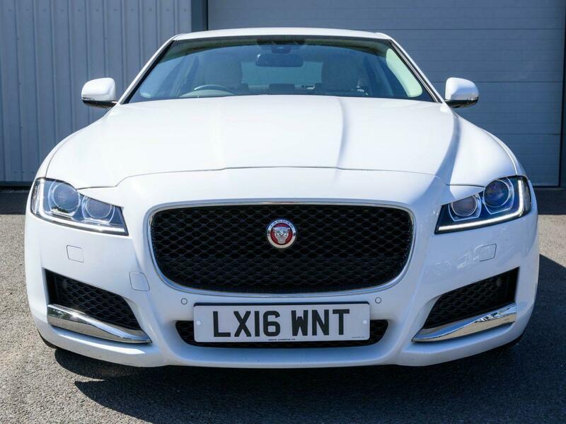 Jaguar XF