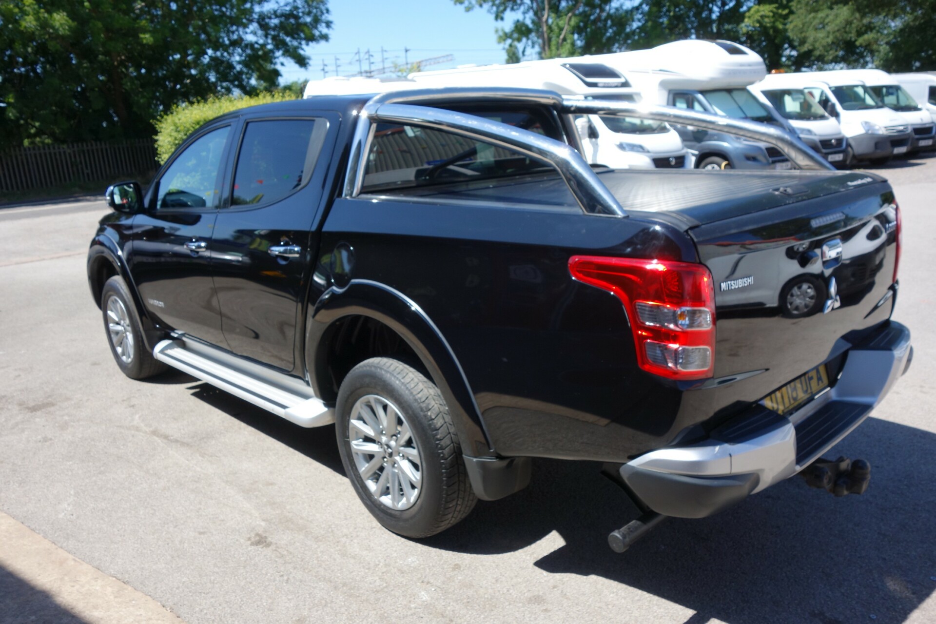 Mitsubishi L200
