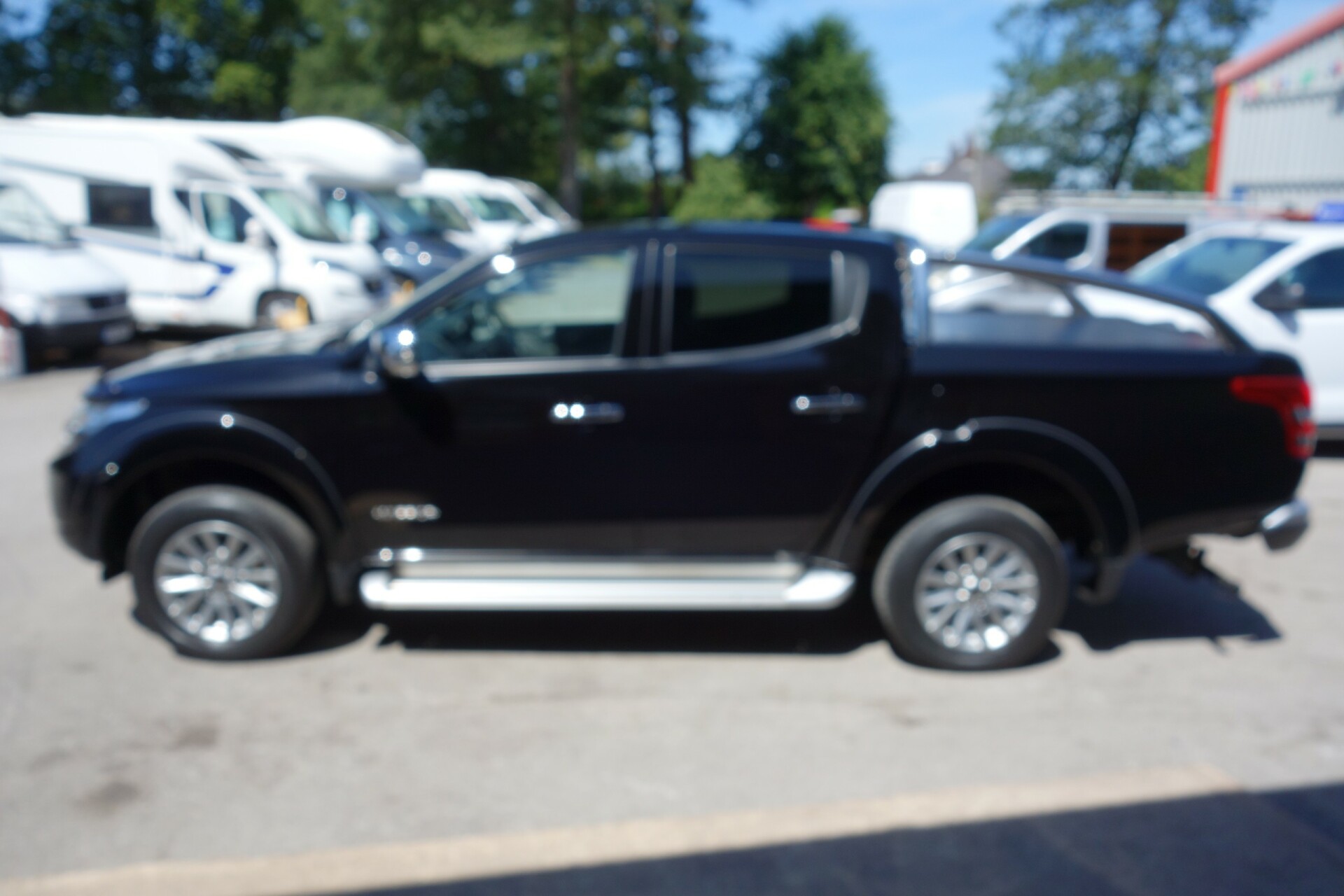 Mitsubishi L200