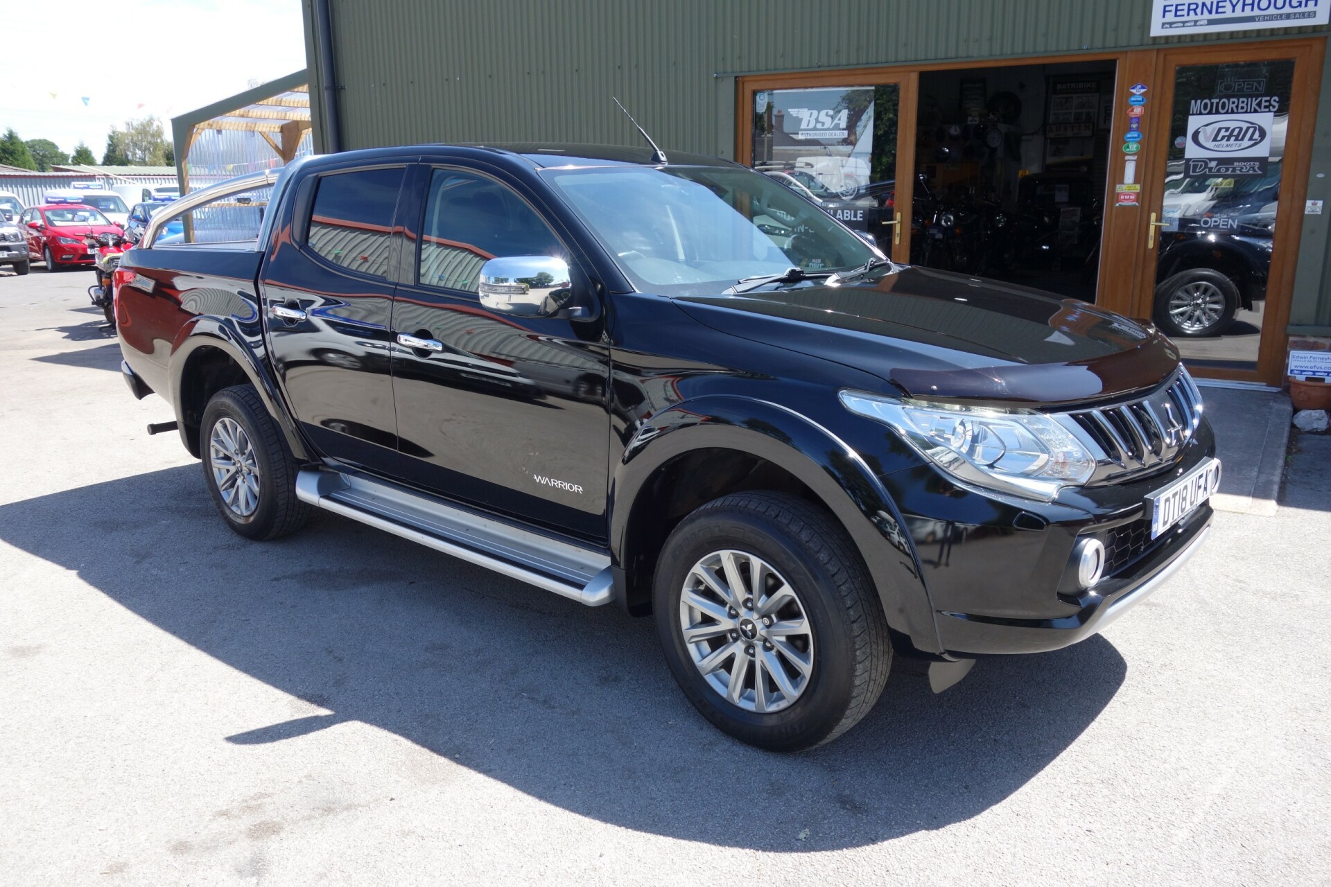 Mitsubishi L200