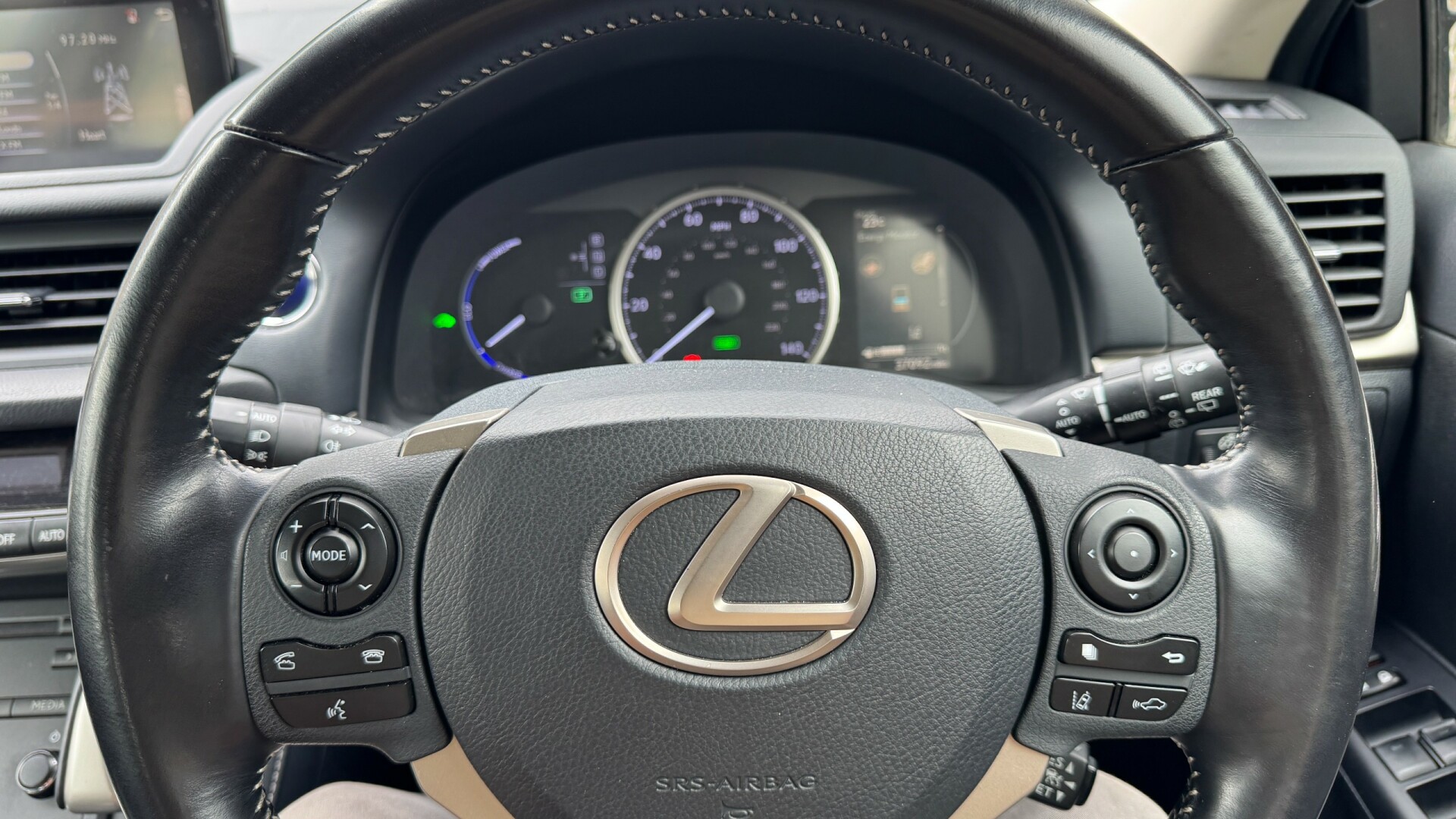 Lexus CT 200h