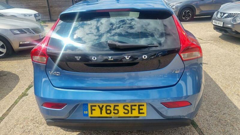 Volvo V40