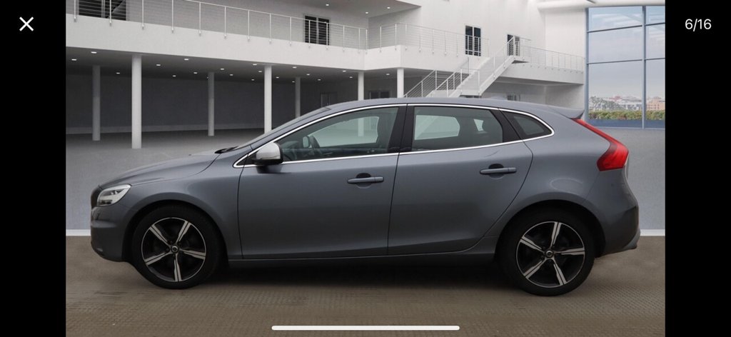 Volvo V40