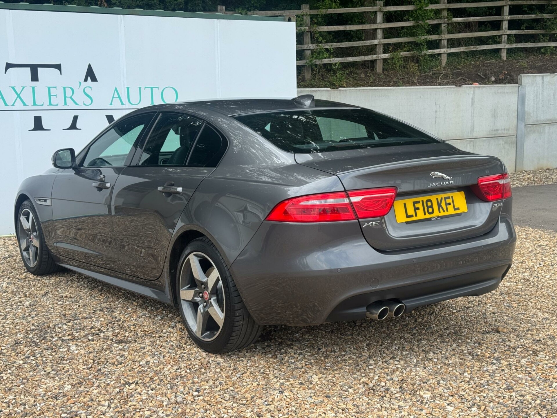 Jaguar XE