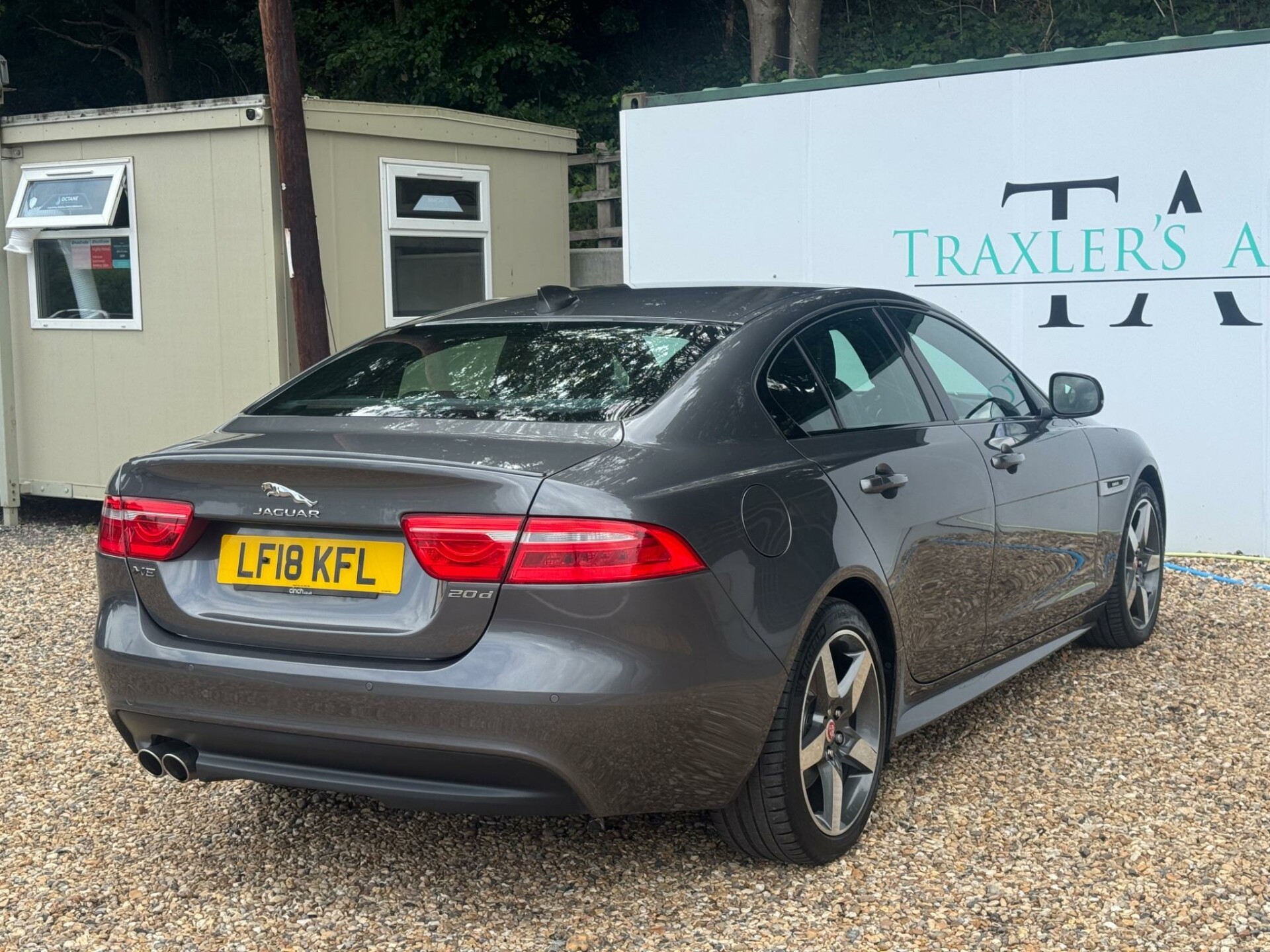 Jaguar XE