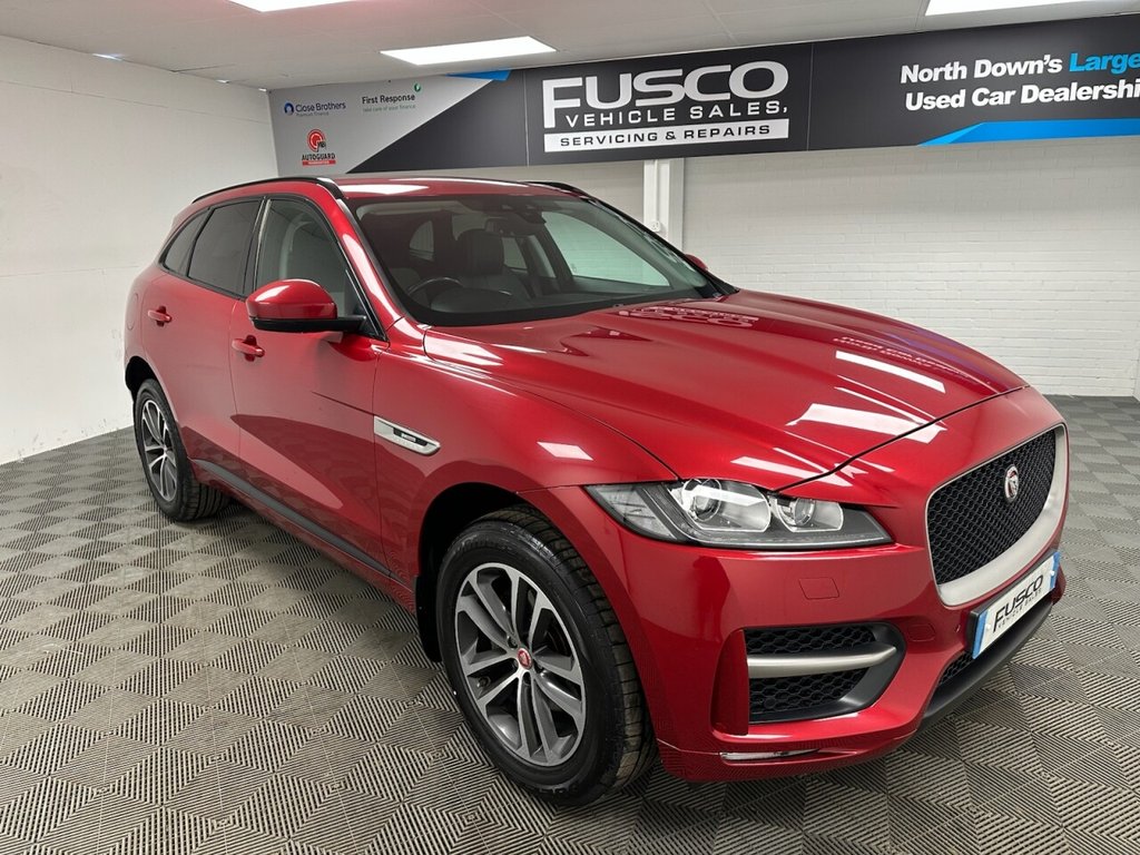 Jaguar F Pace