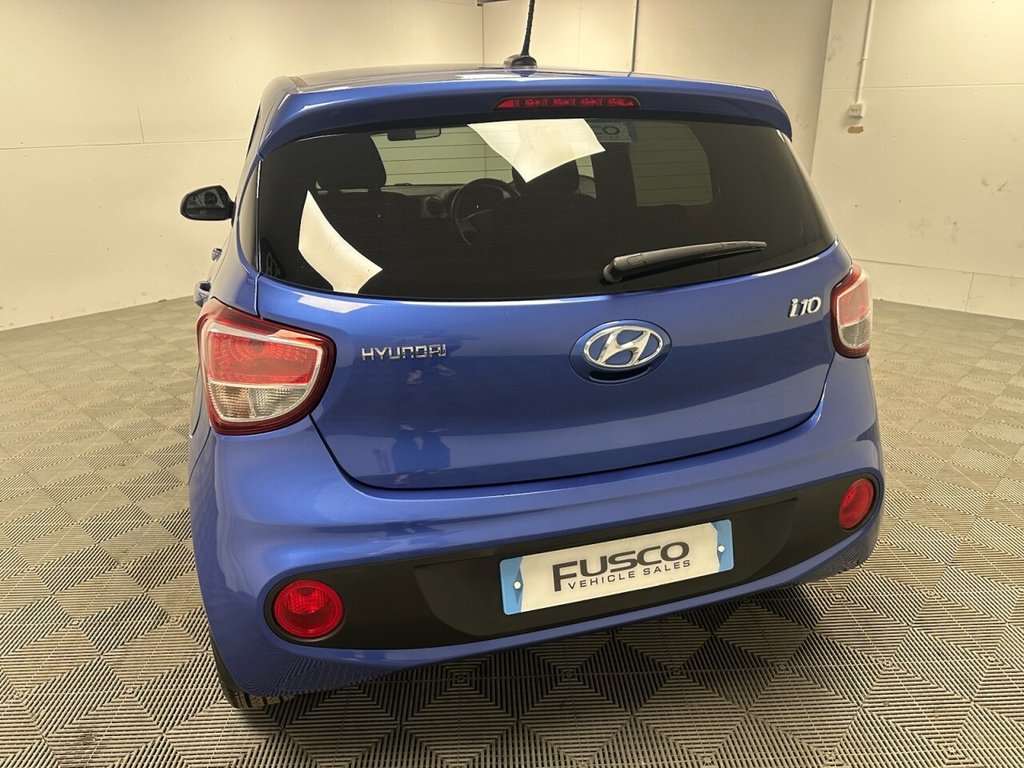 Hyundai i10