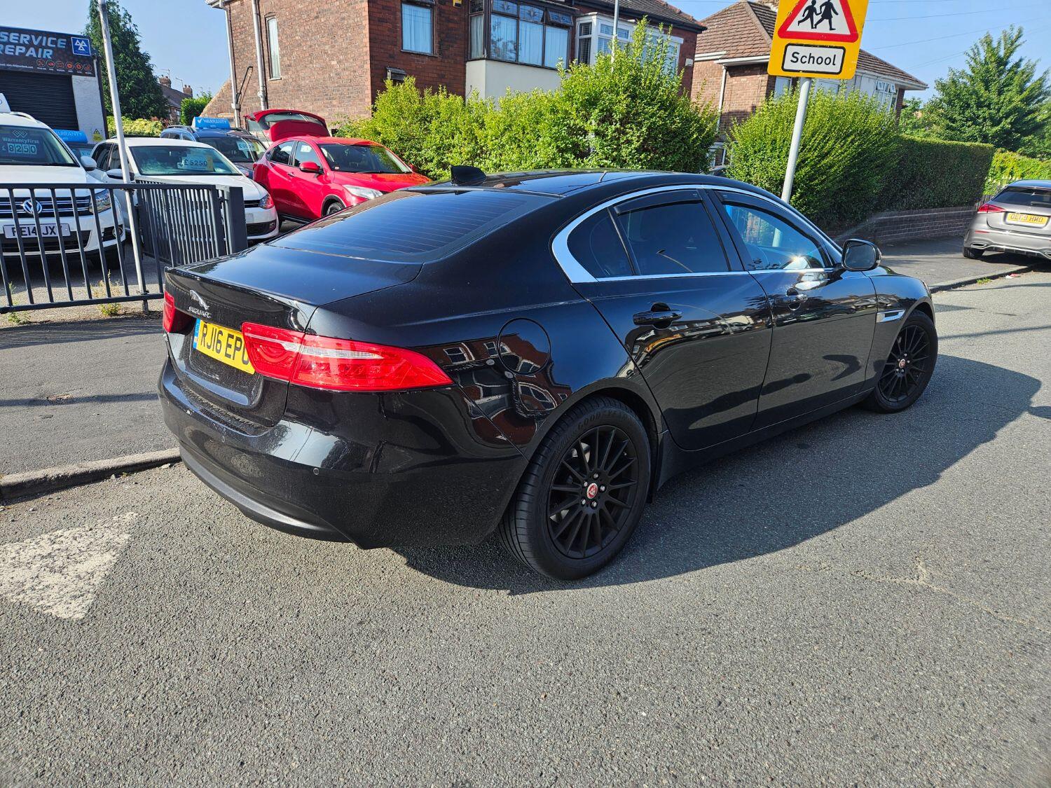 Jaguar XE