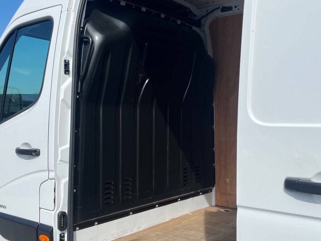 Vauxhall Movano