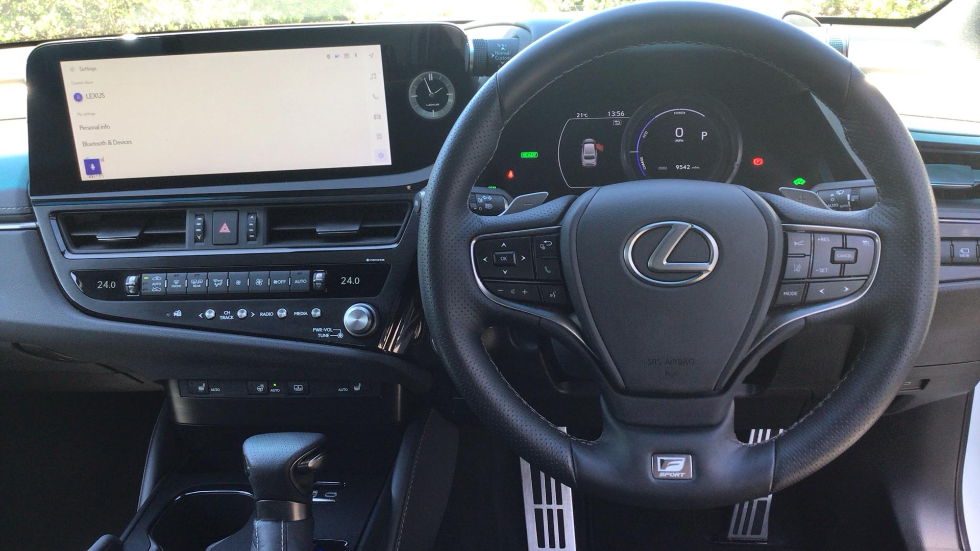 Lexus ES