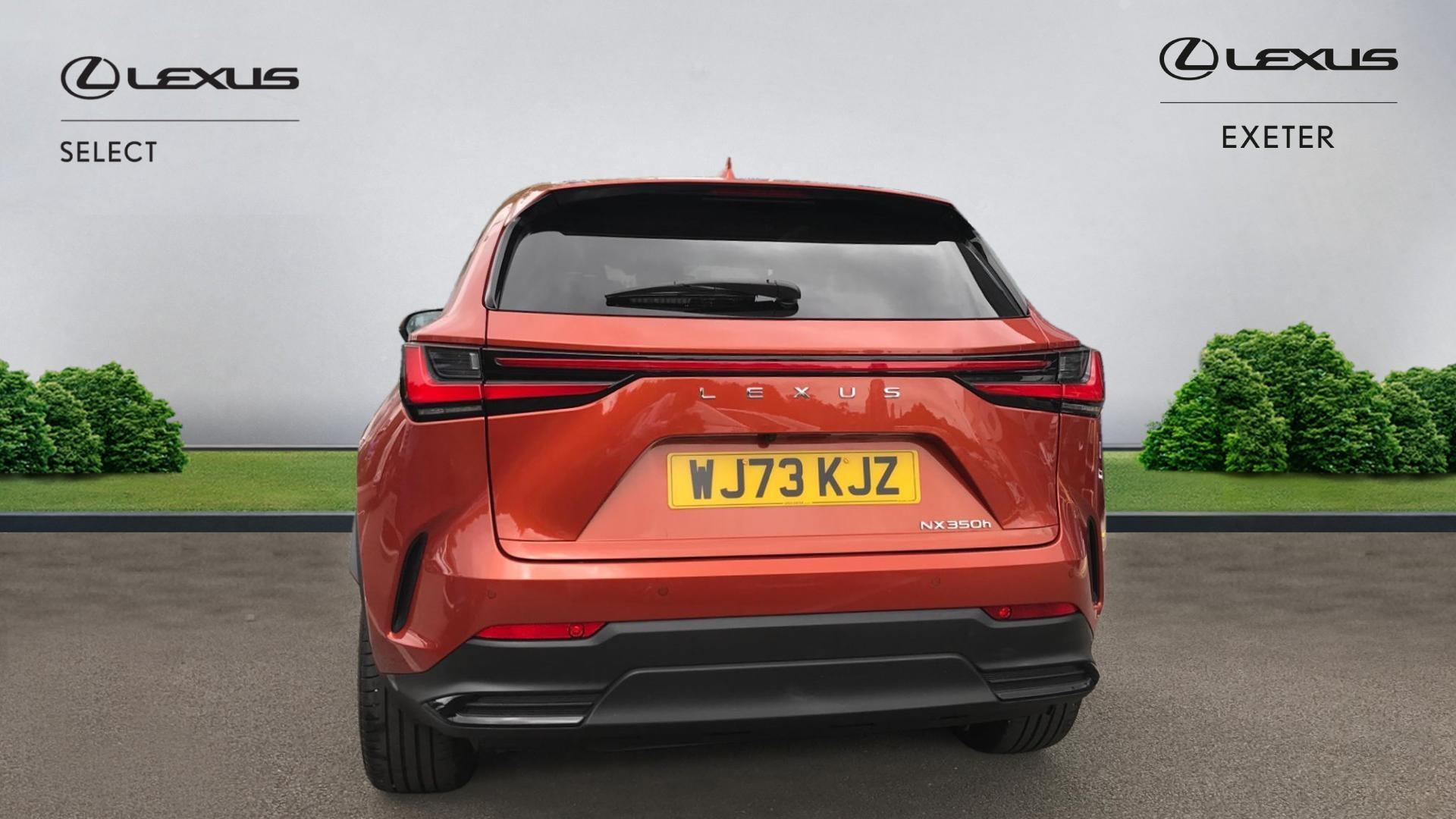 Lexus NX 300h