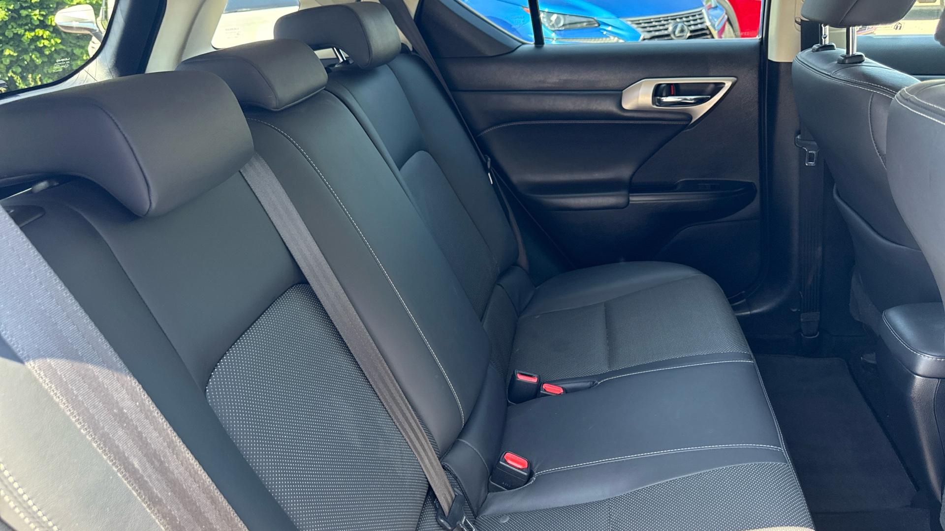 Lexus CT 200h