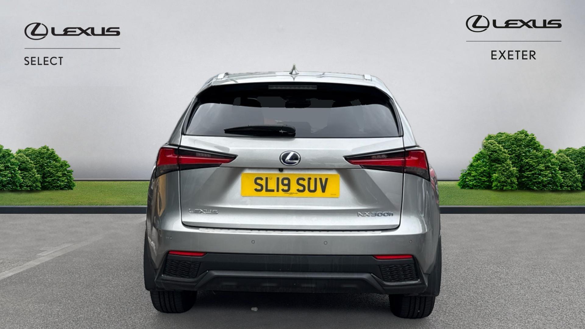 Lexus NX 300h