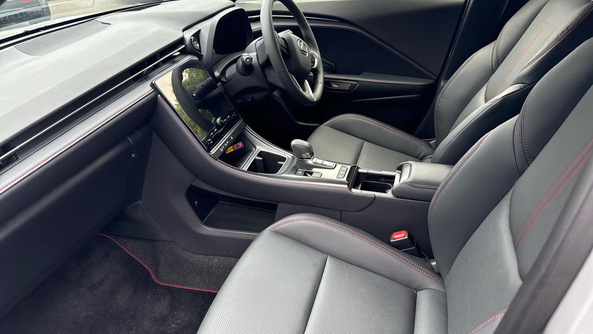Lexus LBX