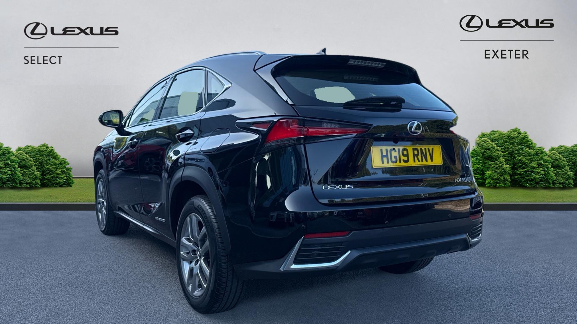 Lexus NX 300h