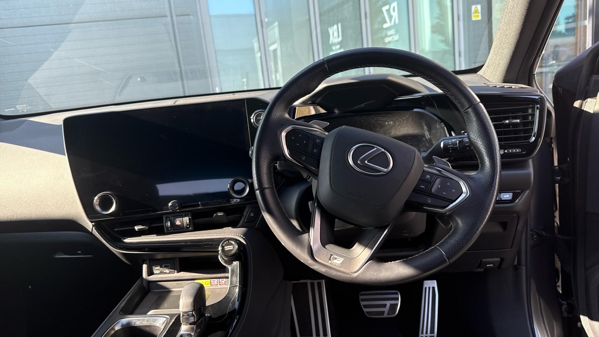 Lexus NX 300h
