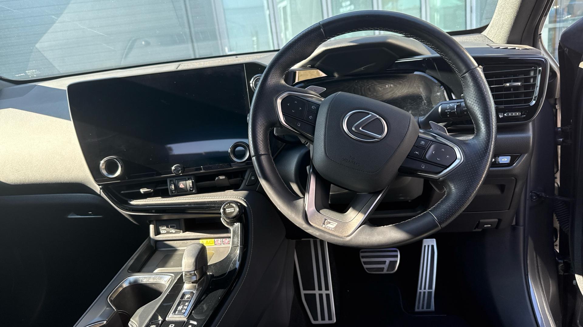 Lexus NX 300h