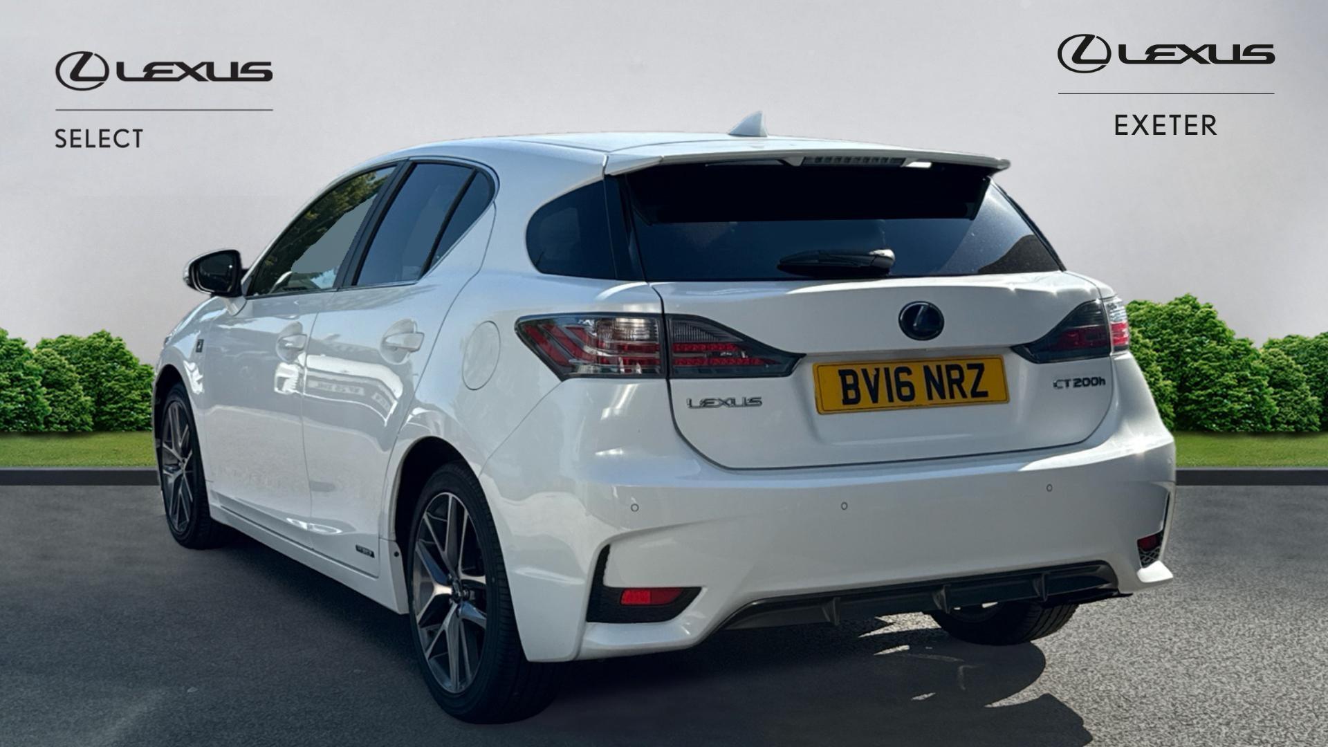 Lexus CT 200h