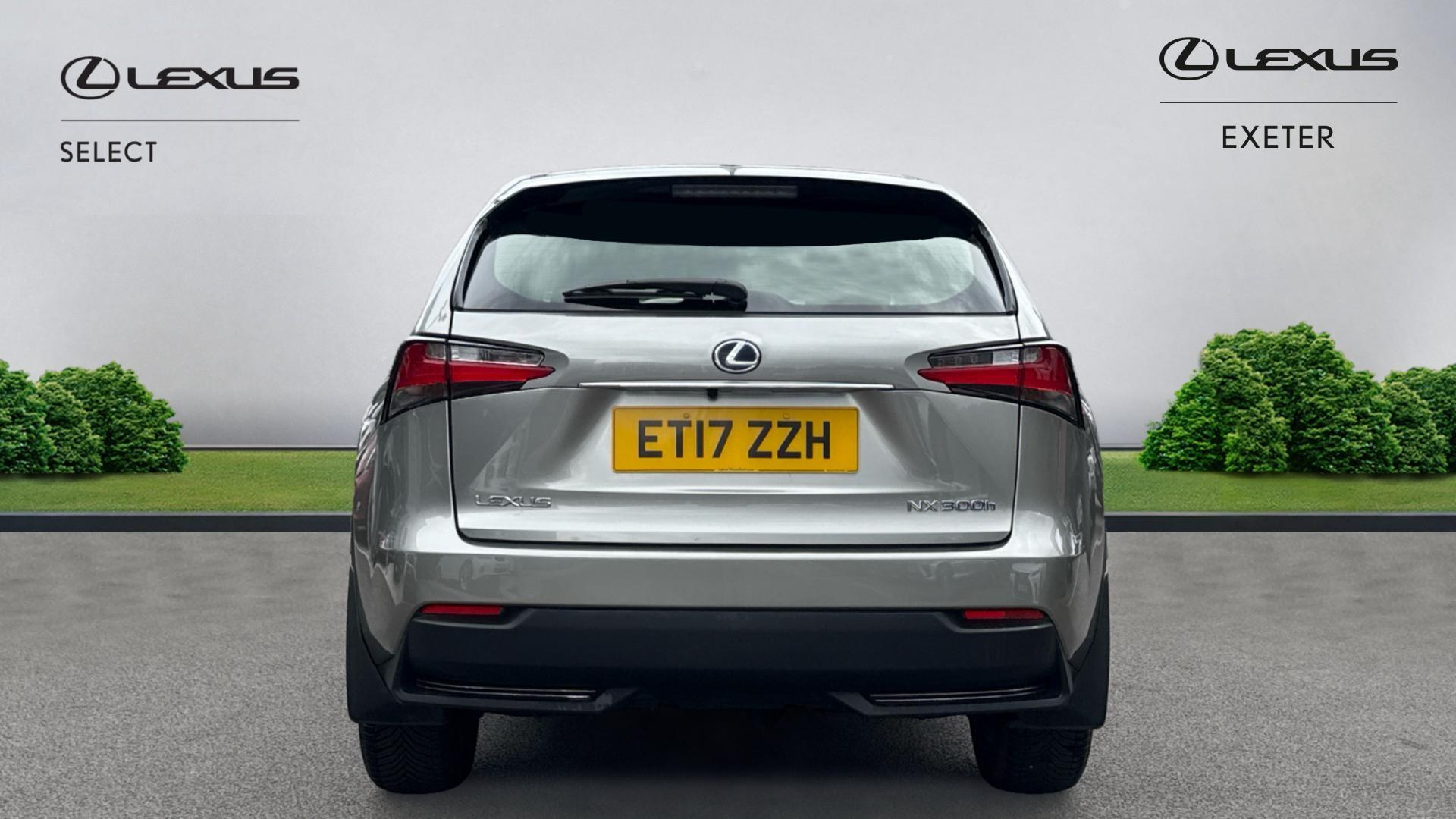 Lexus NX 300h
