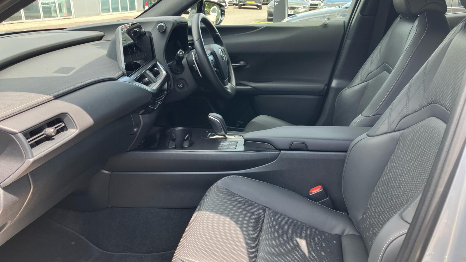 Lexus UX